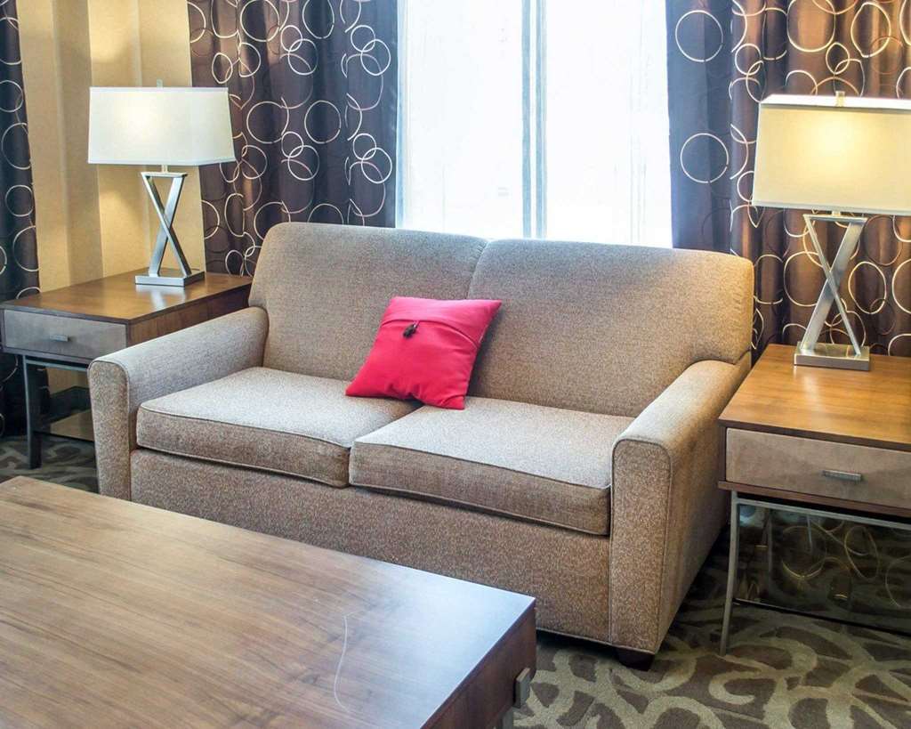 Clarion Hotel Beachwood-Cleveland מראה פנימי תמונה